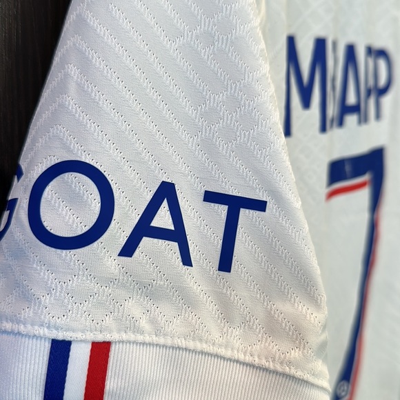 Kylian Mbappe Paris Saint-Germain Nike 2022/23 3rd Vapor Match Authentic Jersey - Picture 8 of 9